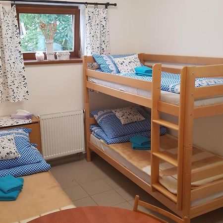 דירות Msecke Zehrovice Na Samote U Lesa -Rasovna מראה חיצוני תמונה